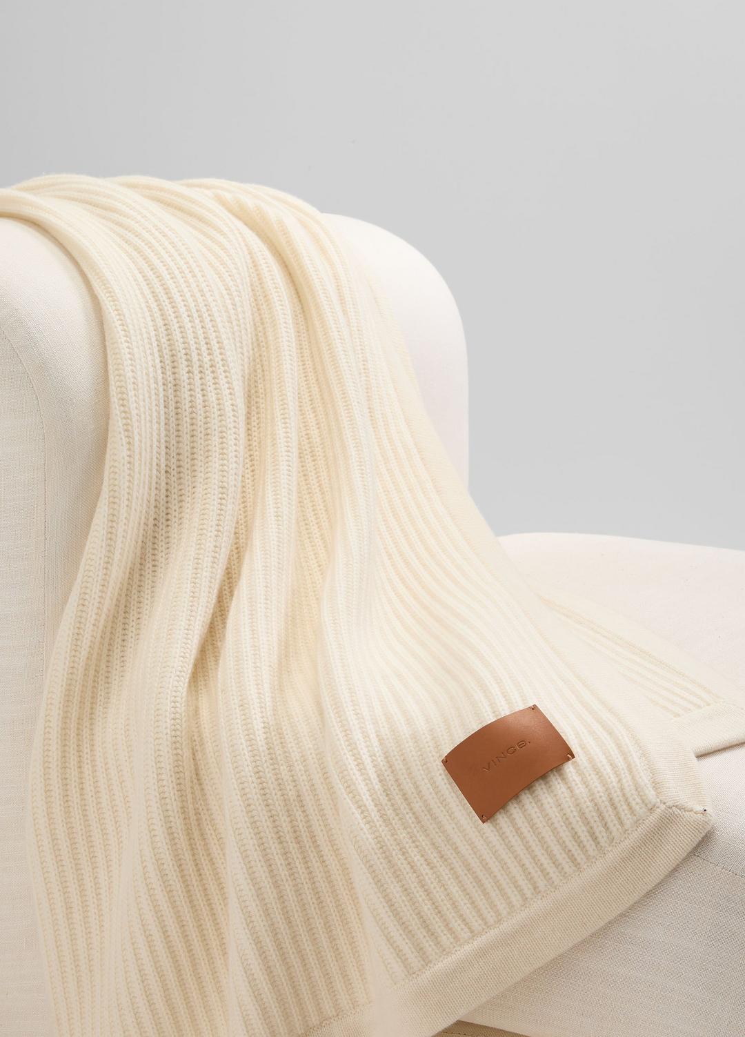 VINCE | Wool and Cashmere Cardigan-Stitch Throw in Pillows & Blankets - LACE