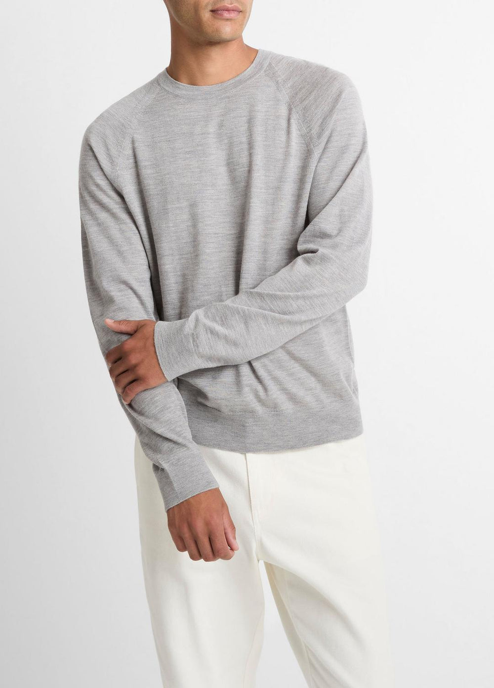VINCE | Featherweight Wool-Cashmere Crew Neck Sweater in Crew Neck - HEATHER GREY