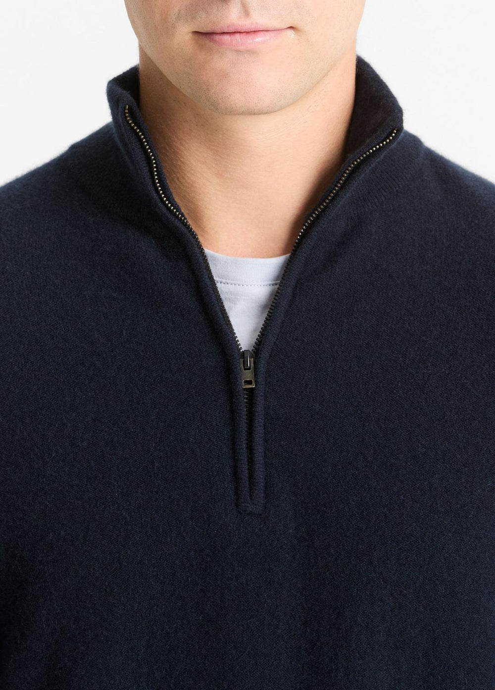 VINCE | Plush Cashmere Quarter-Zip Sweater in Quarter Zip - COASTAL BLUE