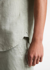 VINCE | Linen Short-Sleeve Shirt in Long Sleeve - MATCHA
