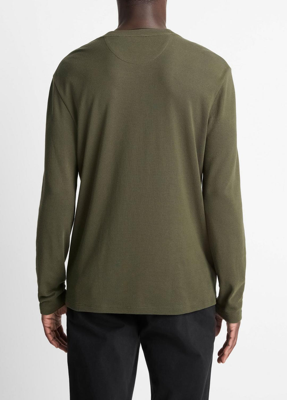 VINCE | Micro-Waffle Pima Cotton Double-Collar Long-Sleeve T-Shirt in Long Sleeve - DRIVER GREEN/BLACK