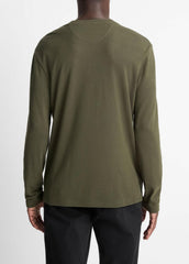 VINCE | Micro-Waffle Pima Cotton Double-Collar Long-Sleeve T-Shirt in Long Sleeve - DRIVER GREEN/BLACK