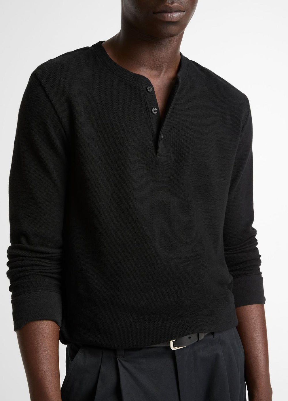 VINCE | Jacquard-Rib Cotton Henley in Long Sleeve - BLACK