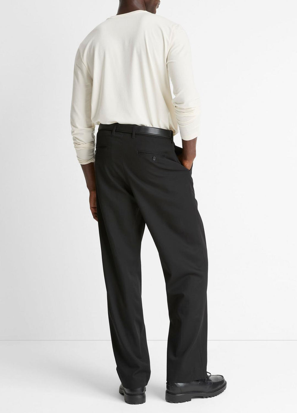 VINCE | Wool Double-Pleat Suiting Trouser in Trousers - BLACK