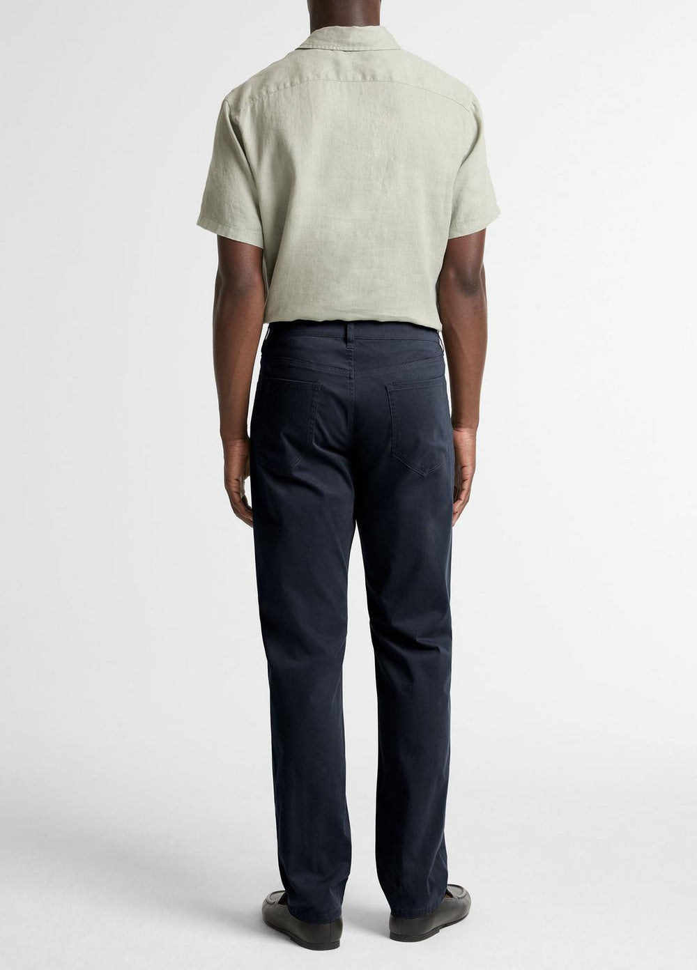 VINCE | Dylan Slim 5-Pocket Cotton Sateen Pant in Trousers - COASTAL BLUE